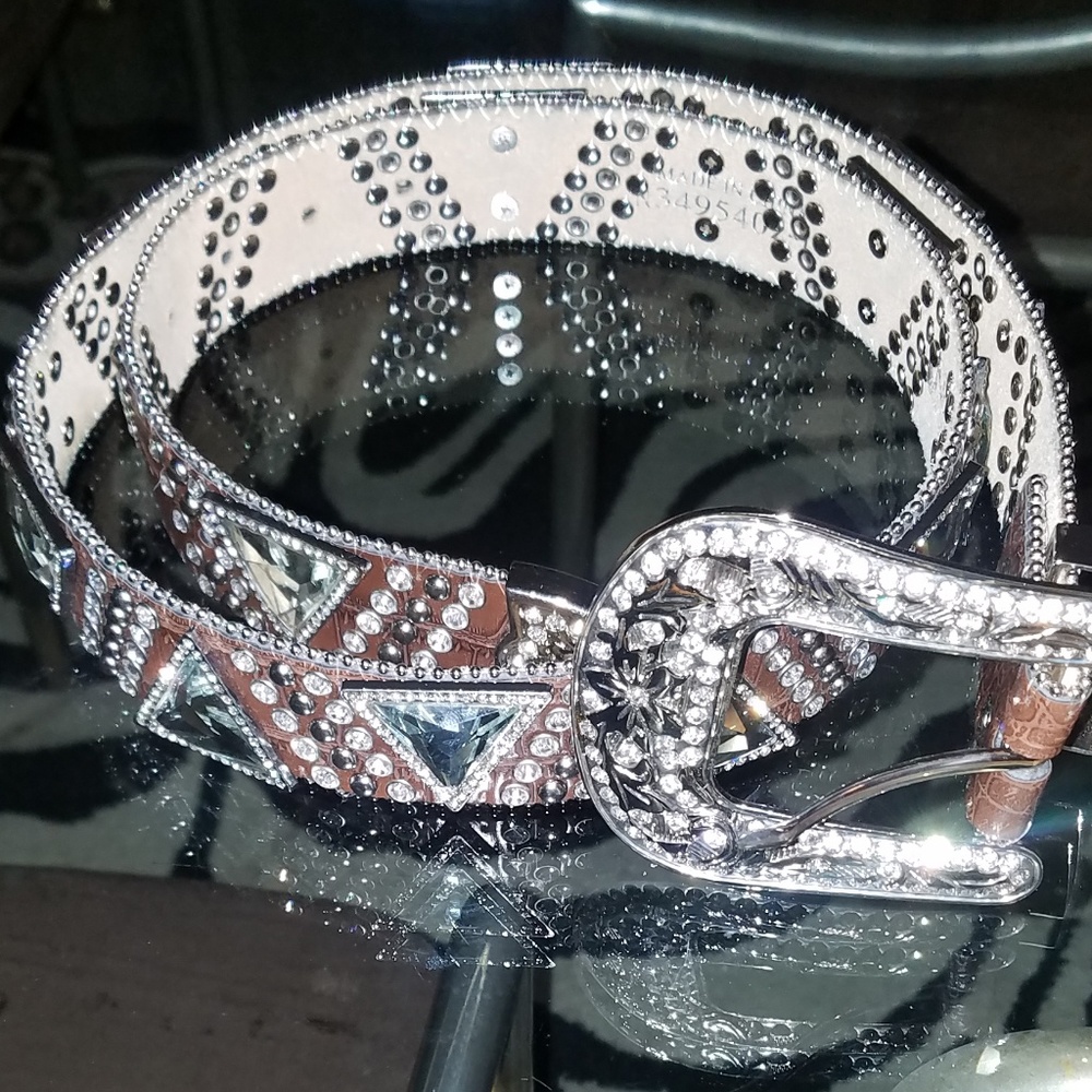 Beautiful Nocona Rhinestone leather belt